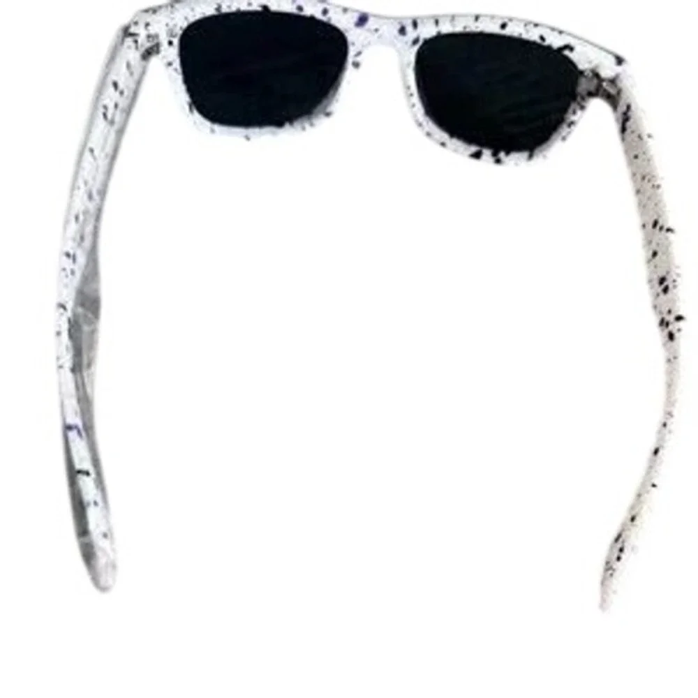 Tipsy Elves‎ Purple Haze Sunglasses with Case NEW